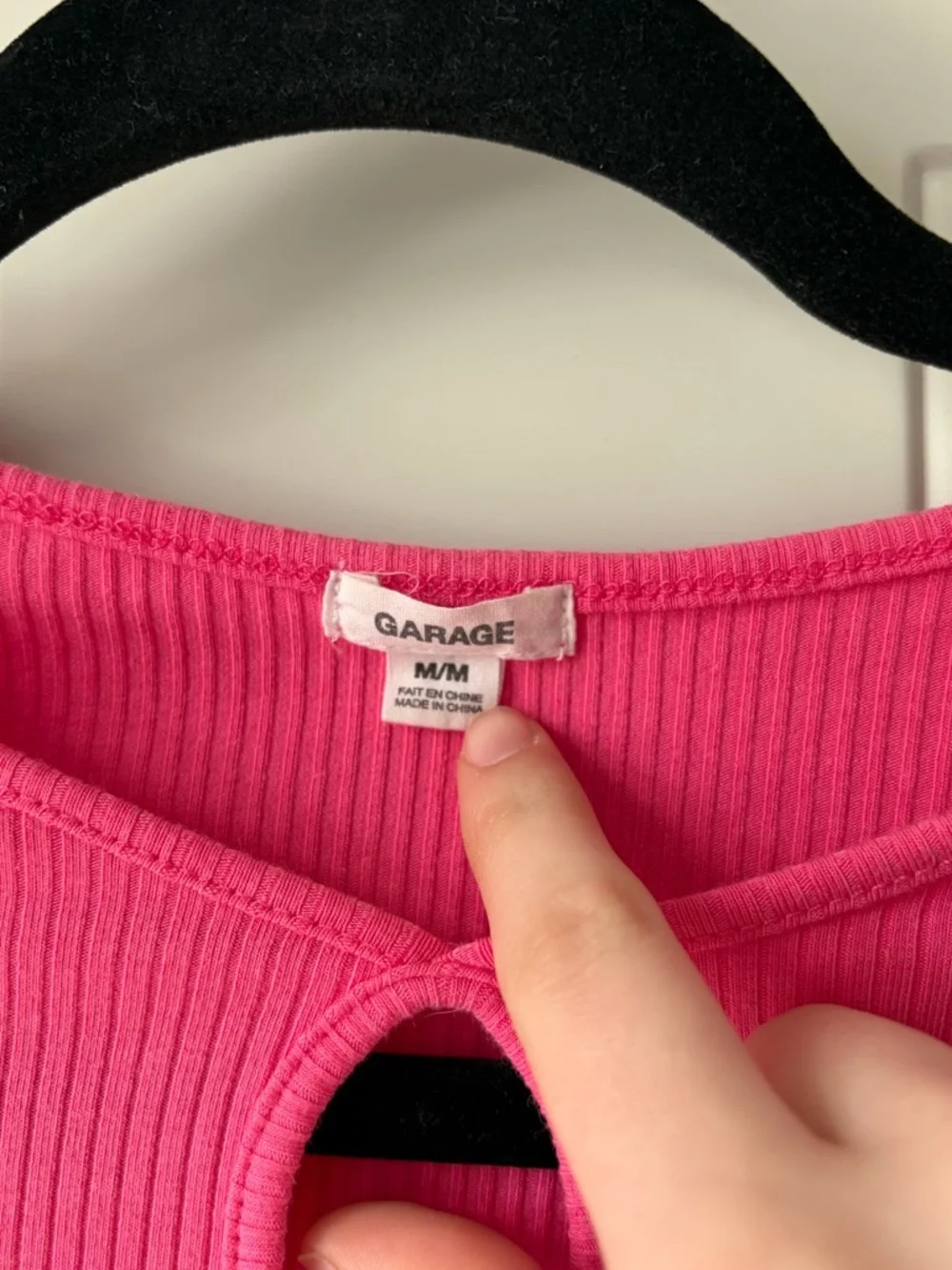 Garage Multi-Keyhole Ribbed Crop Top 🩷 - Picture 3 of 5